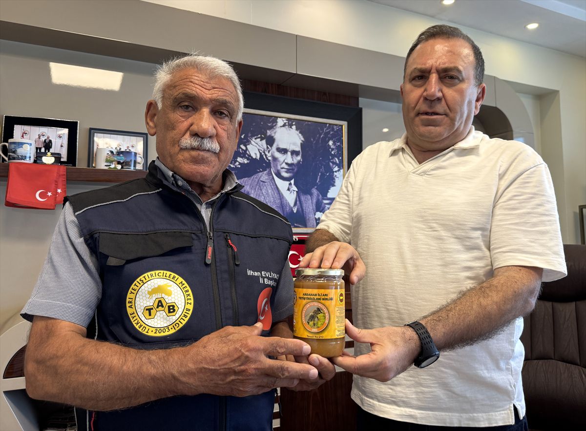 Ardahan çiçek balı 2026'da 1900 TL