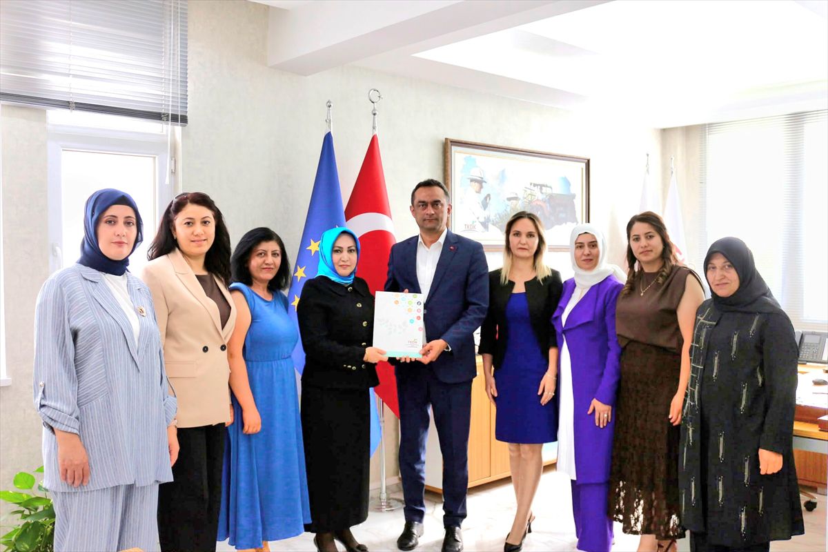 Çorum'da Kadın Kooperatifine 37,8 Milyon Lira Süt Tesisi Hibesi