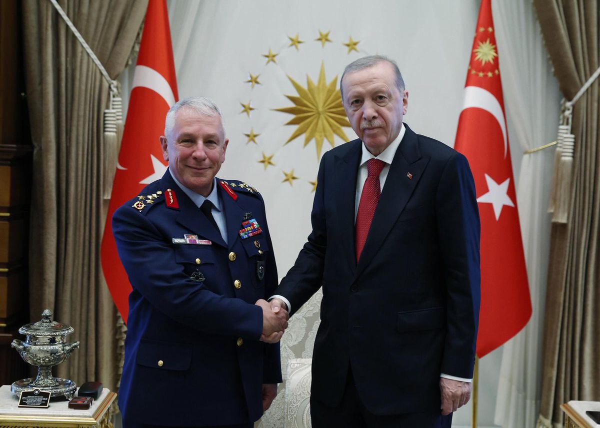 Erdoğan, emekli Orgeneral Kadıoğlu'nu kabul etti
