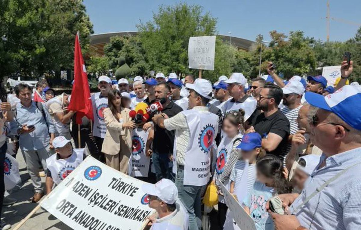 Madencilik işçilerinden Ankara'da hak ediş yürüyüşü