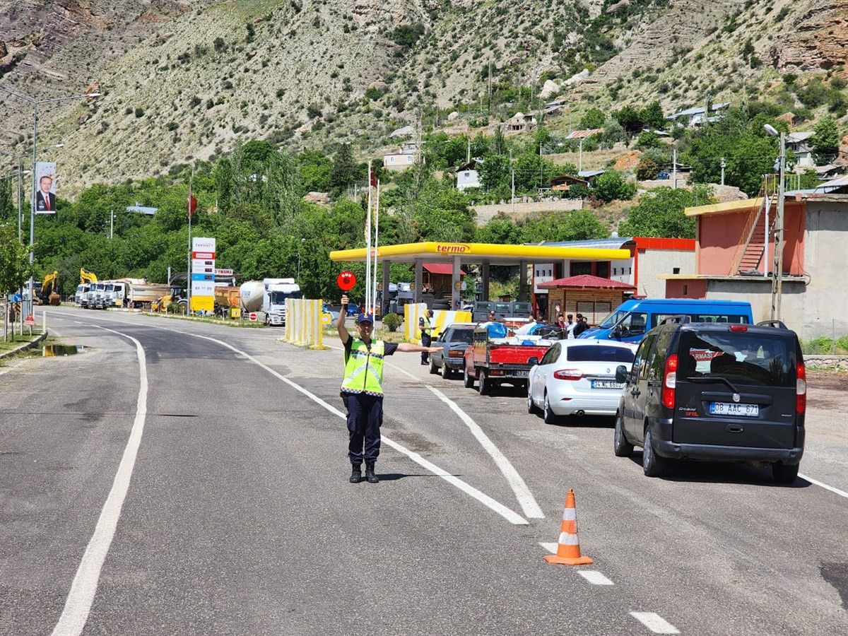 Erzurum'da jandarmadan bir ayda 73 aranan şahıs yakalandı