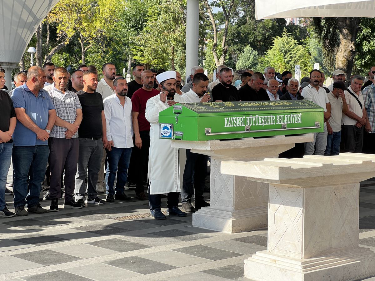Kayseri'de bıçaklı kavga: Hacı Alan hayatını kaybetti