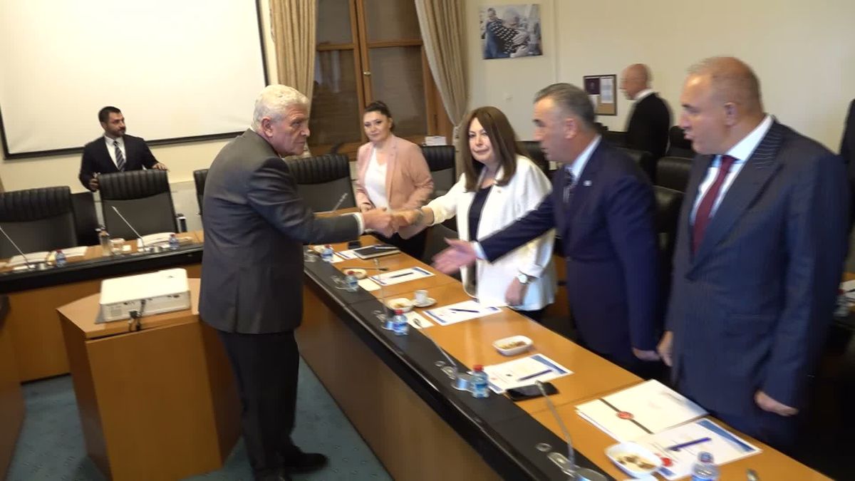 İYİ Parti'den Terörsüz Türkiye Çerçeve Yasası İçin Olağanüstü Toplantı