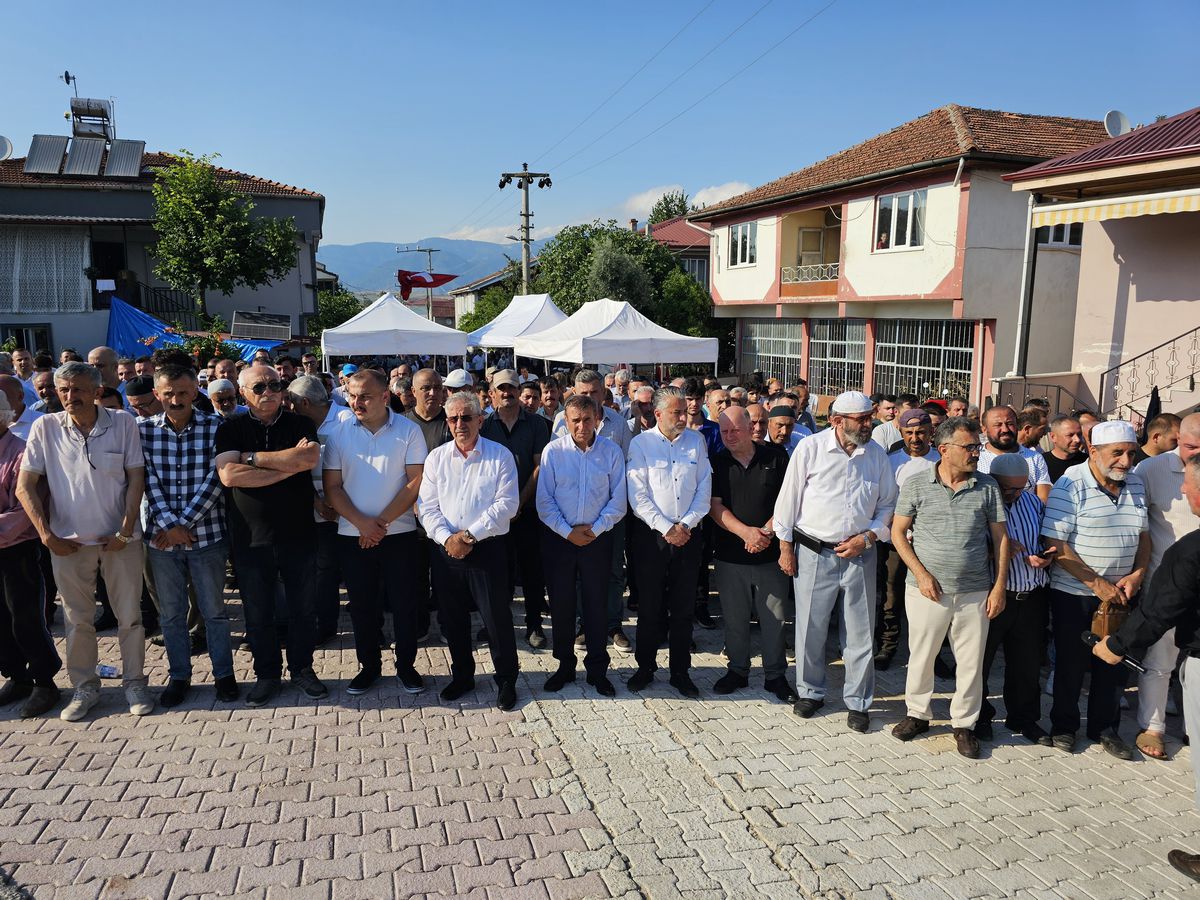 Kelkit Çayı'nda Kaybolan İlker Parlak İçin Gıyabi Cenaze Namazı Kılındı
