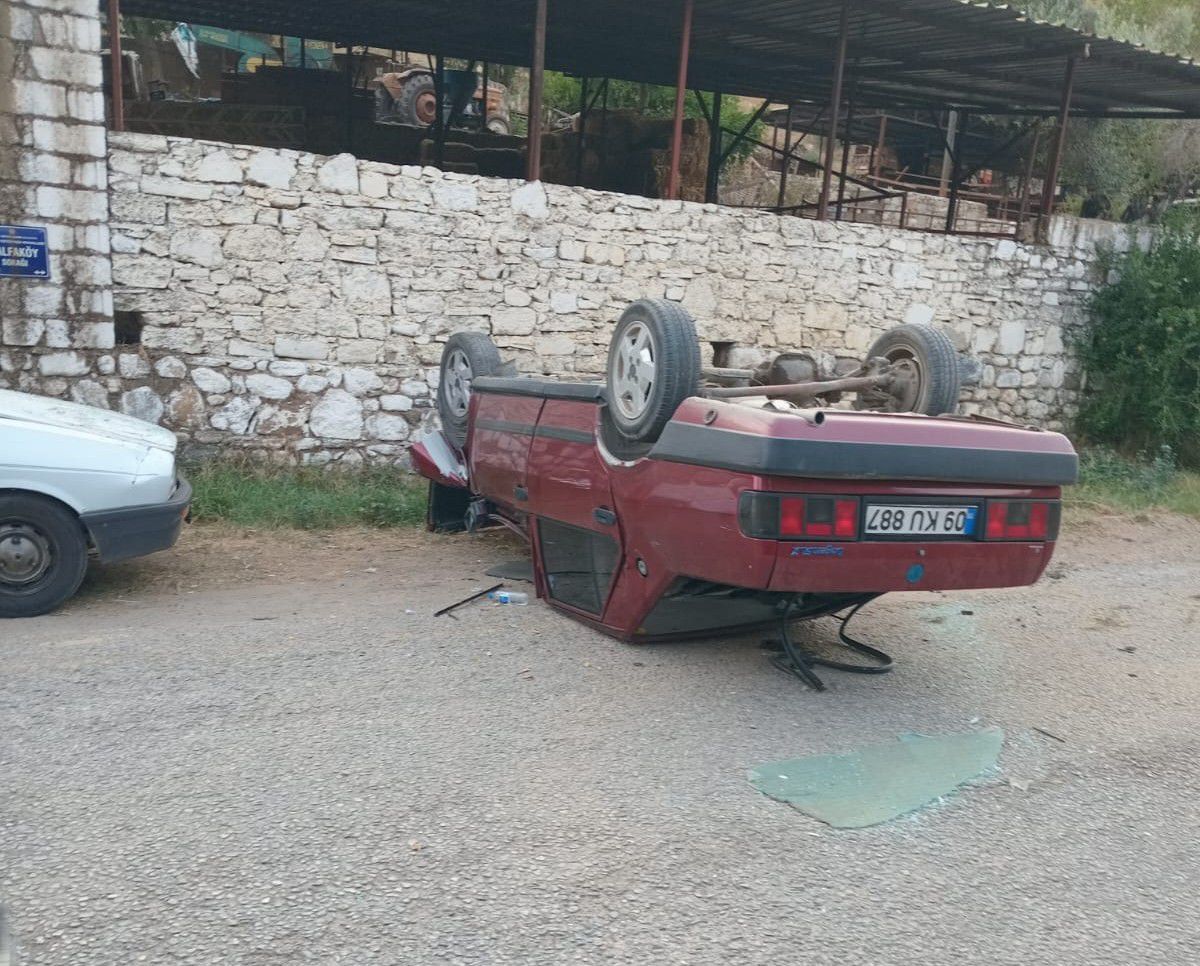 Aydın'da motosikletten kaçış ters dönüşle bitti: 1 yaralı