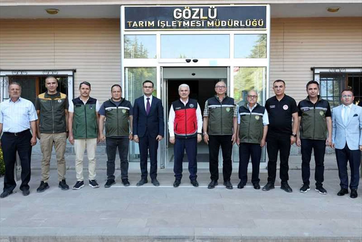 Vali Akın Gözlü Tarım İşletmesini Ziyaret Etti