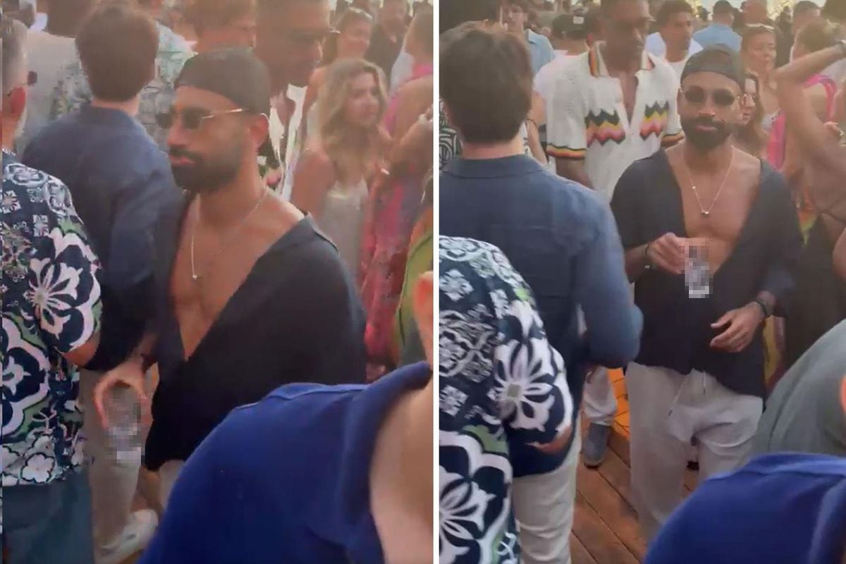 Mikonos'ta Salah ile karşılaşan Türk taraftardan Mısırlı yıldıza binlerce beğeni alan çağrı