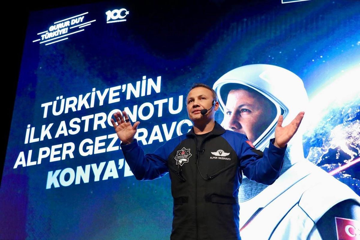 Türkiye'nin İlk Astronotu Alper Gezeravcı Tuğgeneral Oldu