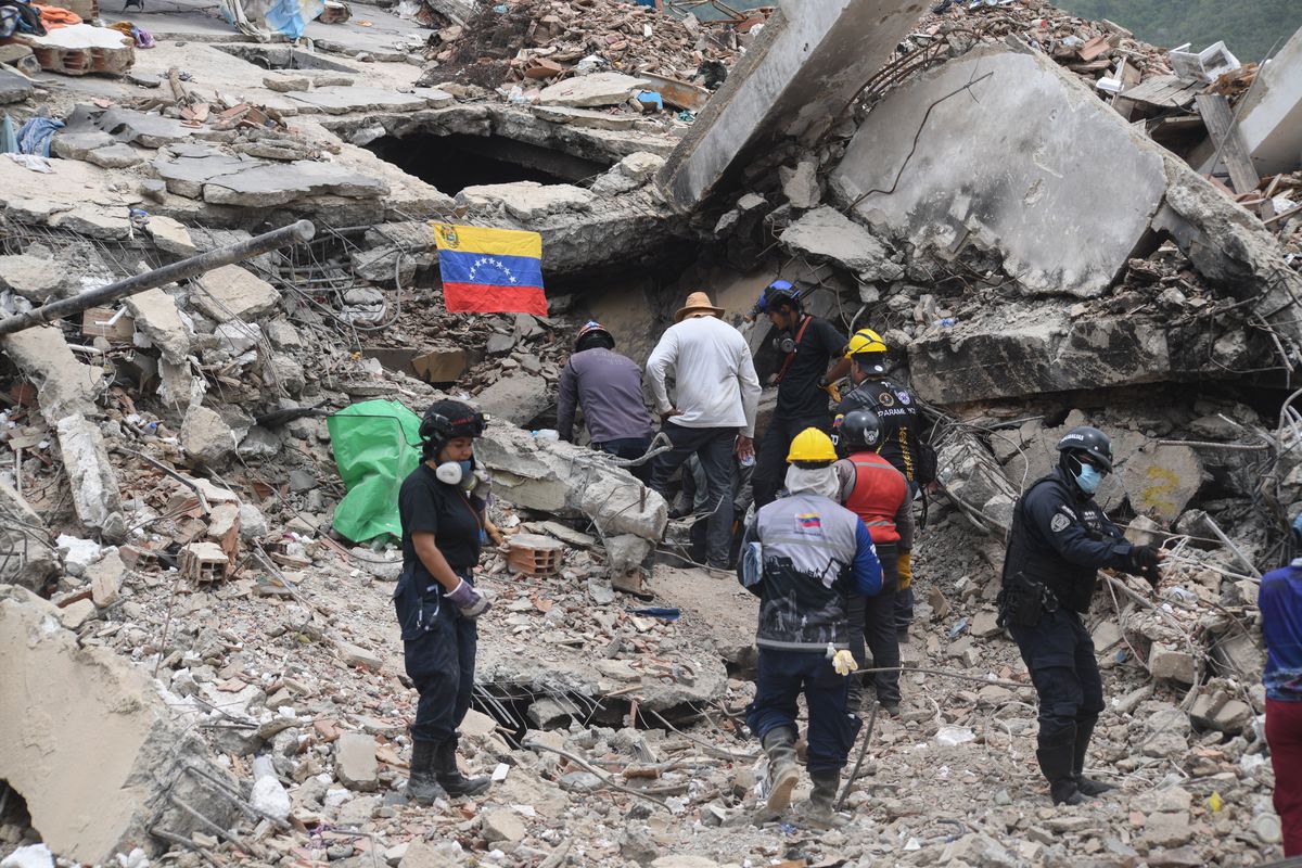 Venezuela'da deprem ölü sayısı 6.125'e yükseldi
