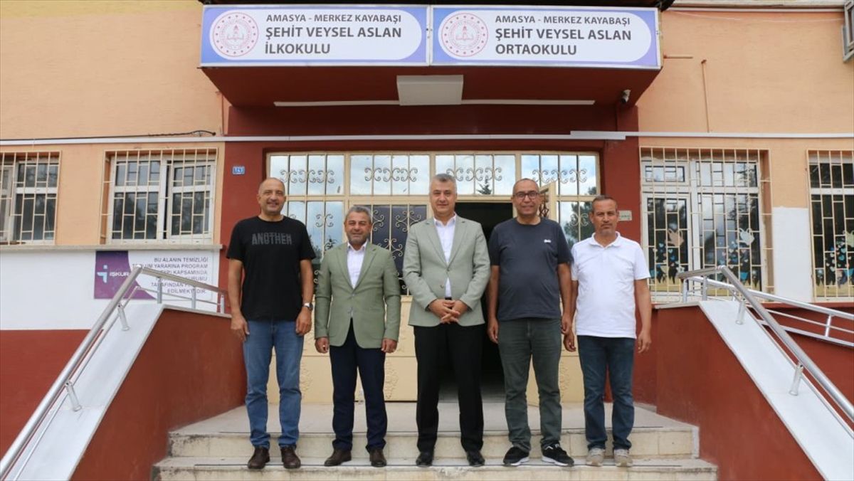 Amasya İl Milli Eğitim Müdürü Katipoğlu, Kayabaşı Şehit Veysel Aslan Okulu'nu Ziyaret Etti