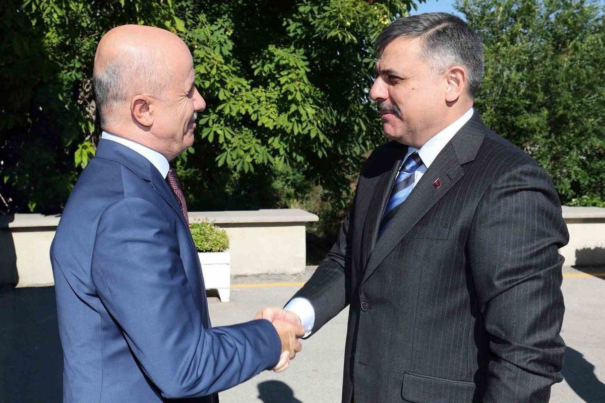 Bakan Çiftçi'den YÖK Başkanı'na ziyaret