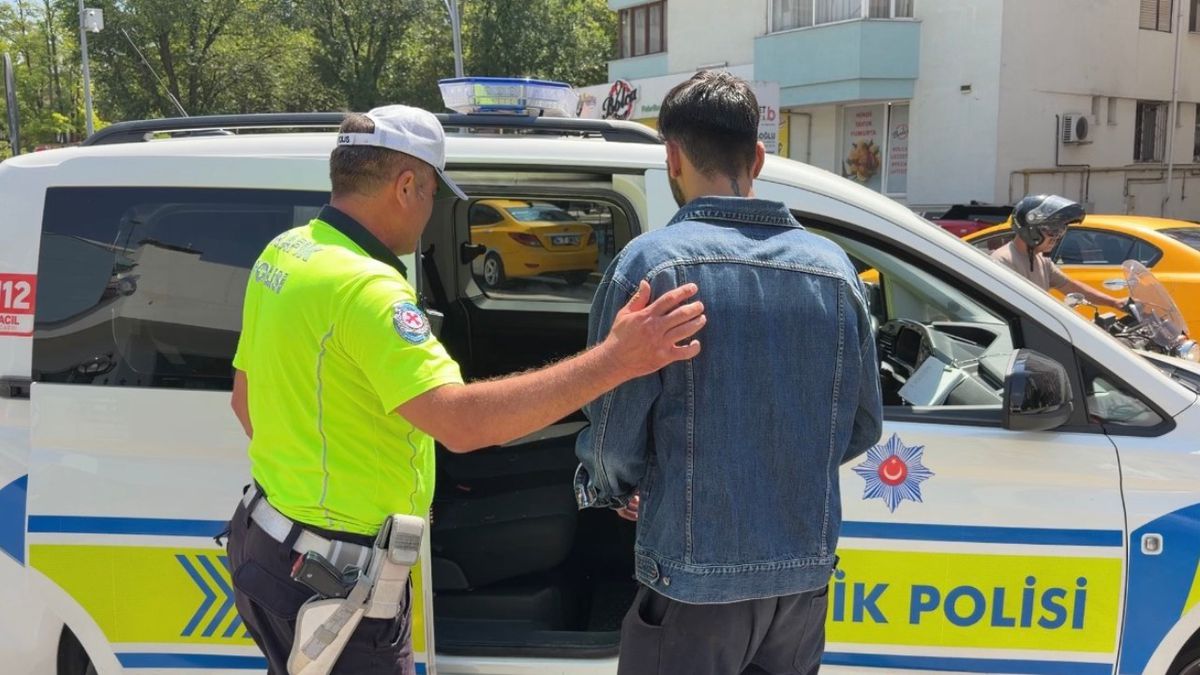 Asker uğurlama konvoyunda trafiği kilitleyenlere 114 bin lira ceza
