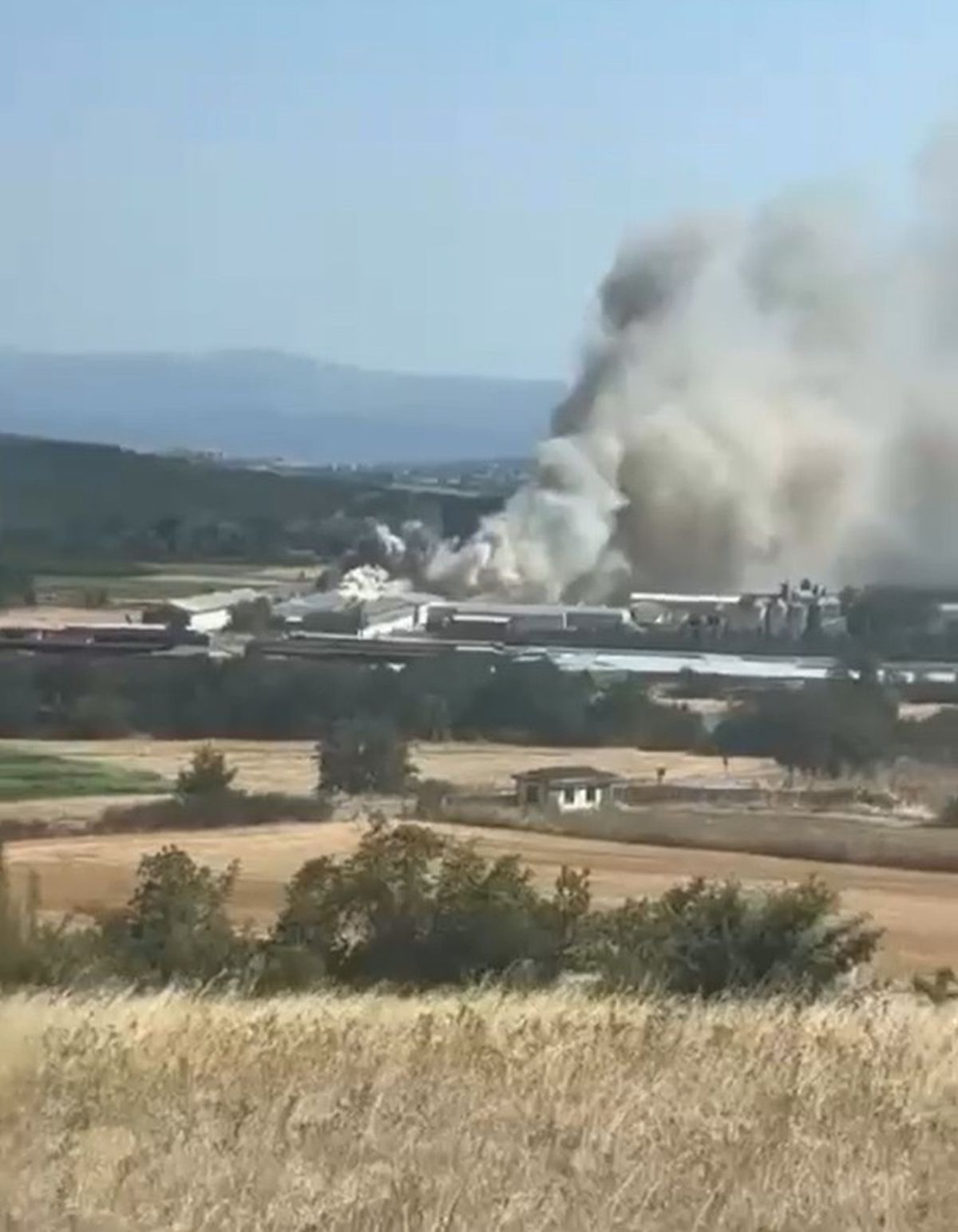 Mudanya'da Tavuk Çiftliğinde Yangın