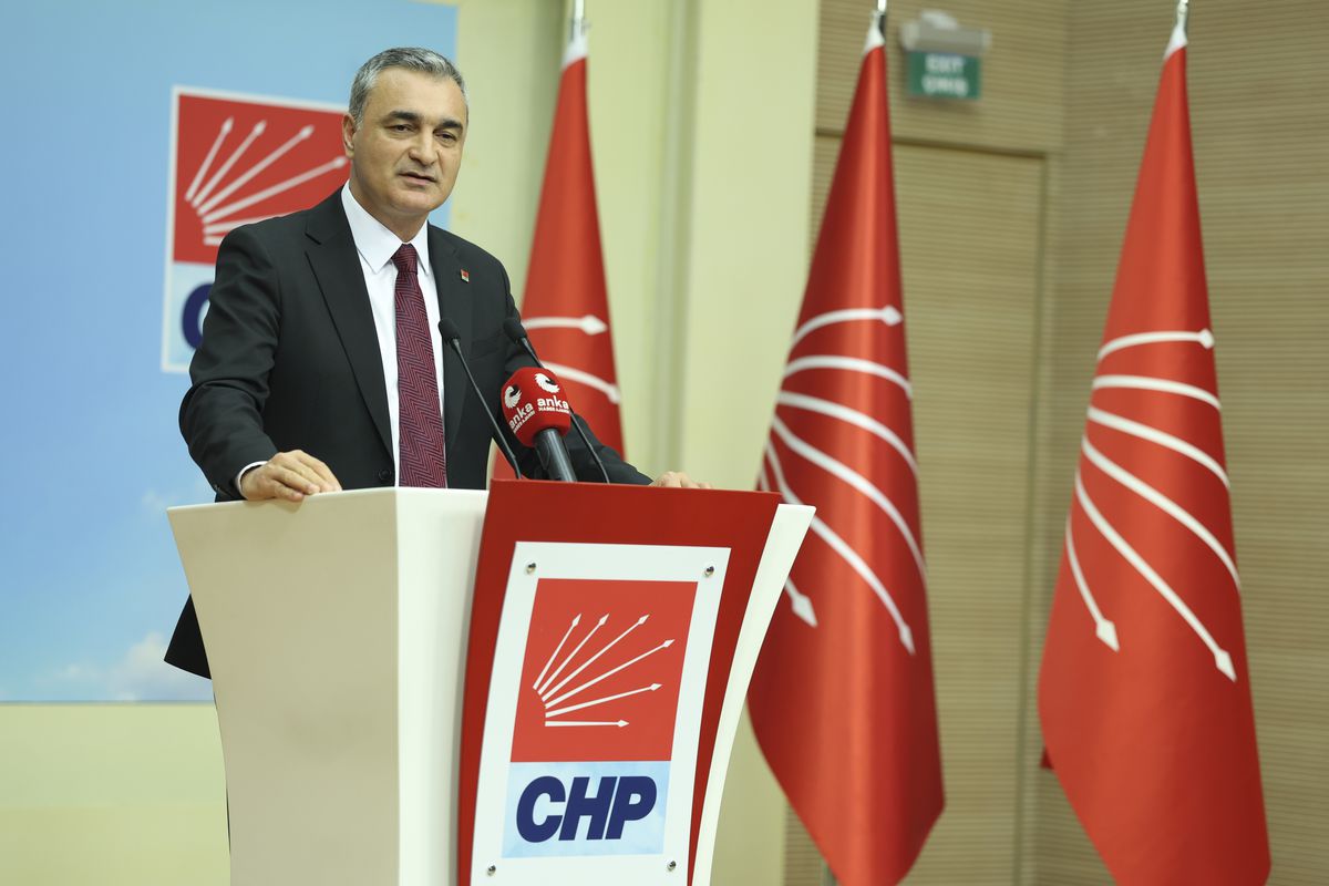 CHP'den asgari ücrete ara zam çağrısı ve 8 ile yeni il başkanı ataması