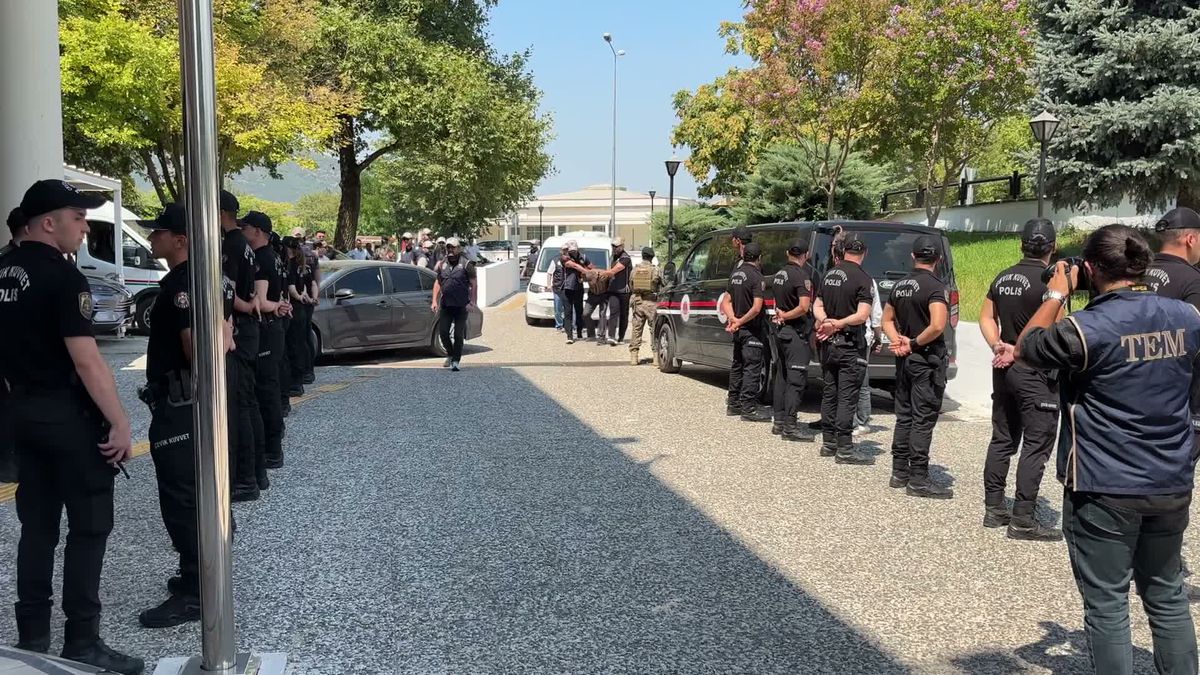 Marmaris'teki suikast timindeki eski yüzbaşı tutuklandı