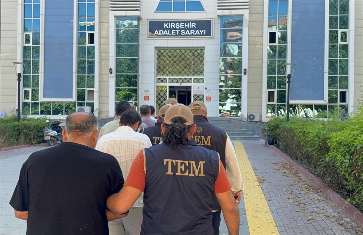 Kırşehir'de FETÖ operasyonu: 1 tutuklama, 7 salıverme