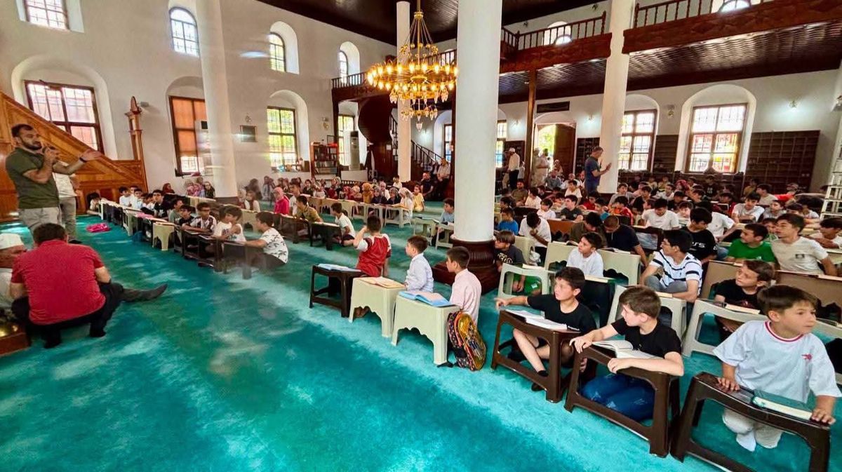 Görele'de Yaz Kur'an Kurslarında '10 Dakikada 1 Hatim' Programı