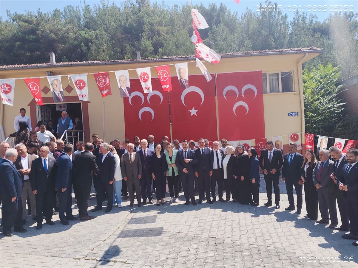 Hanönü'de MHP Kongresi: Erhan Asar Güven Tazeledi