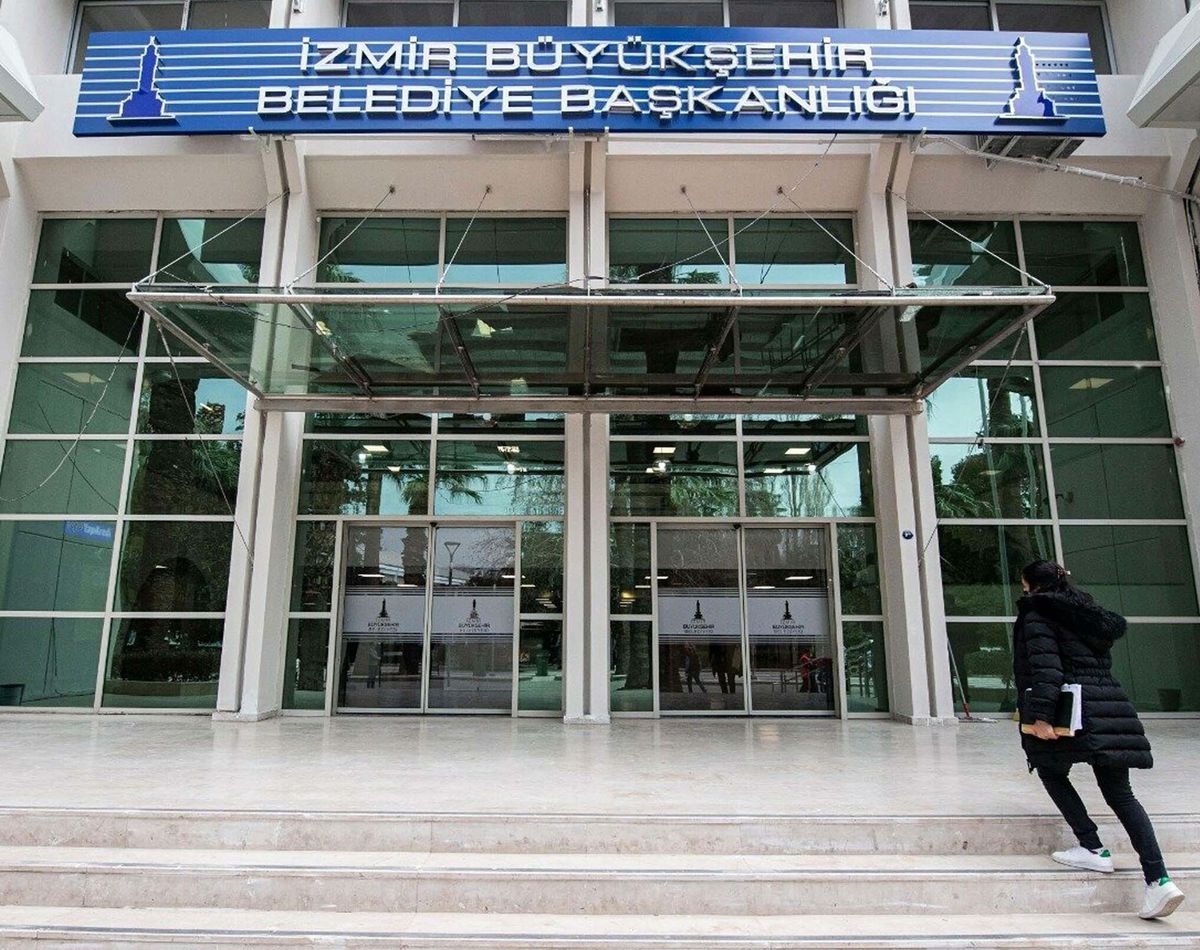 İzmir'de ihaleye fesat operasyonunda 2 yeni gözaltı