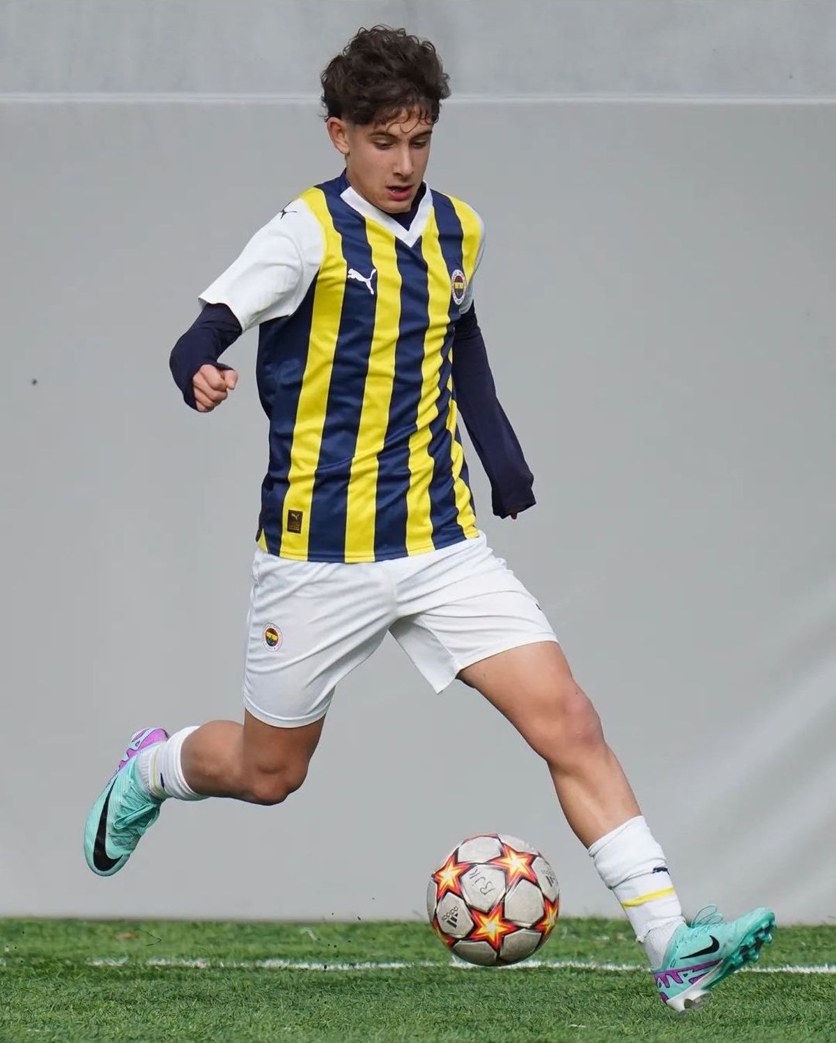 Karşıyaka'dan Fenerbahçe'ye 3 genç transfer