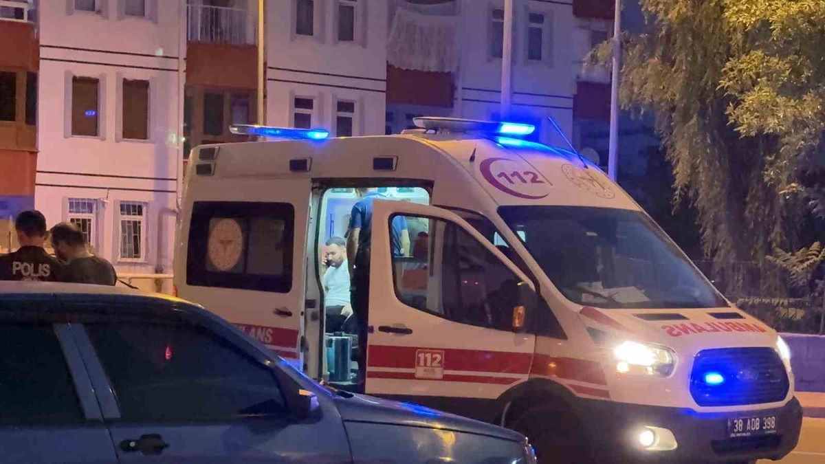 Kayseri'de bıçaklı kavga: 1 yaralı