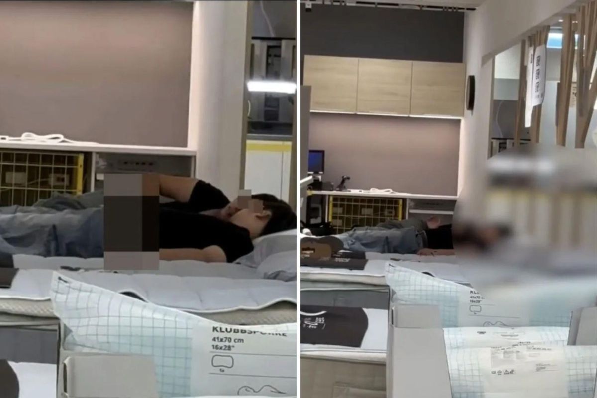 Mağazadaki teşhir yatağında ulu orta ilişkiye girdiler!