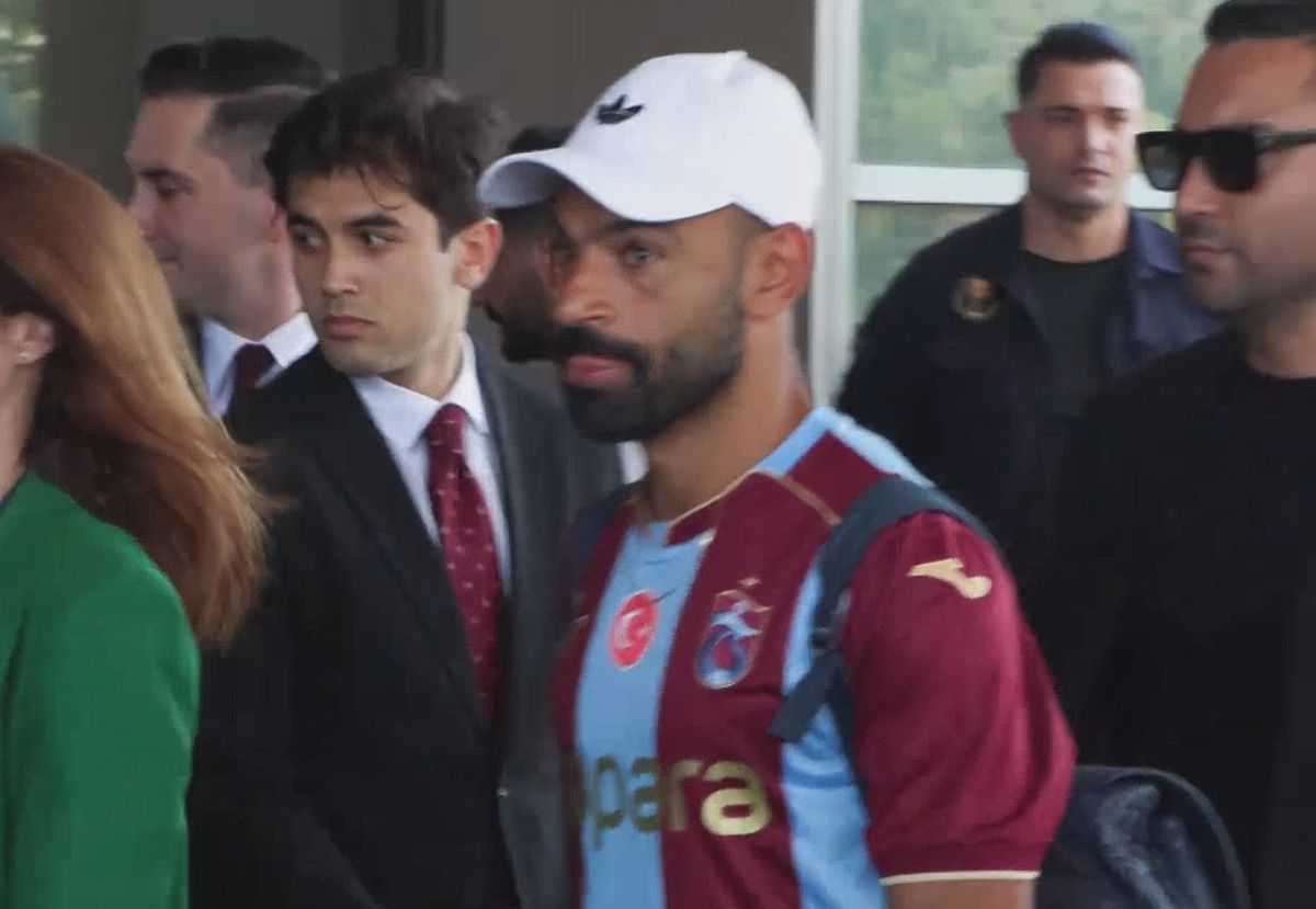 Salah İstanbul'da Sağlık Kontrolünden Geçti, Trabzonspor İçin İmza Anı Yaklaşıyor