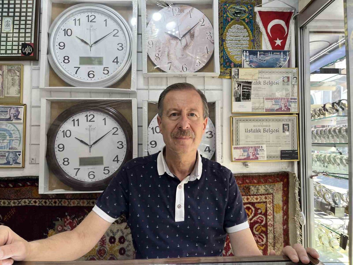 50 Yıllık Saat Tamircisi: Meslek Tükeniyor, Küçük Esnafa Destek Şart