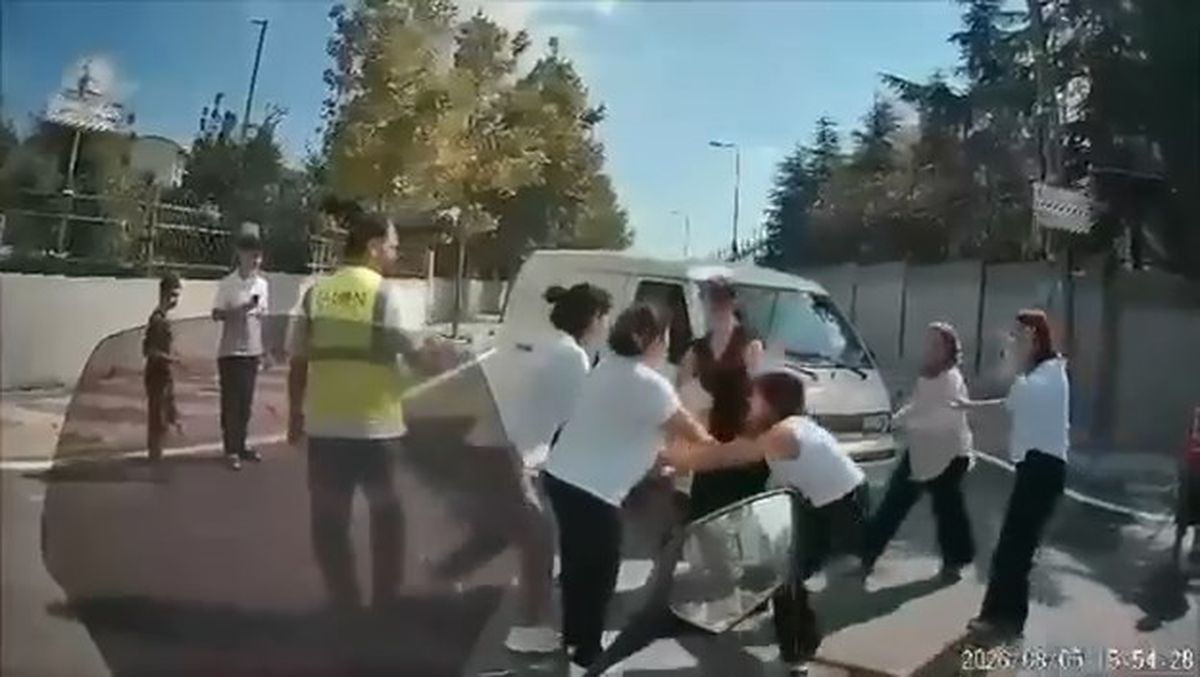 Sancaktepe'de Kadınların Kask Kamerasına Yansıyan Sokak Kavgası