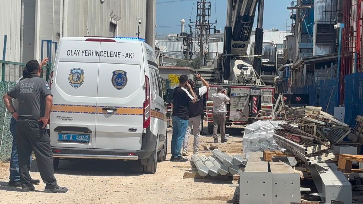 Bursa'da Şantiyede Elektrik Akımına Kapılan İnşaat Mühendisi Ağır Yaralandı