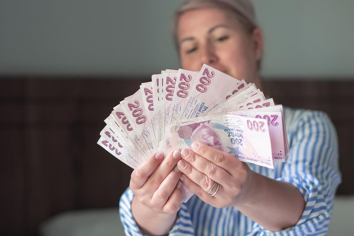 Şehit yakınları ve gaziler için yeni düzenleme! Maaşlar artıyor, haklar genişliyor