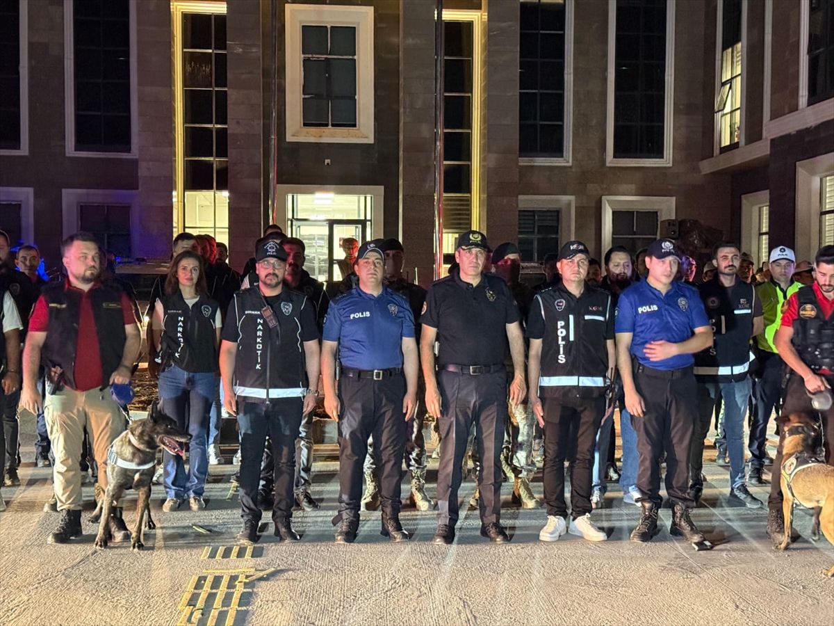 Silopi'de 250 Polisle Huzur ve Güven Uygulaması