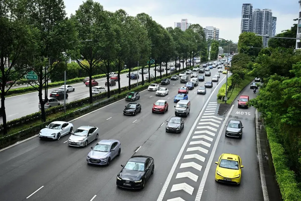 Singapur'da COE fiyatları: Kategori A düştü, B sabit kaldı