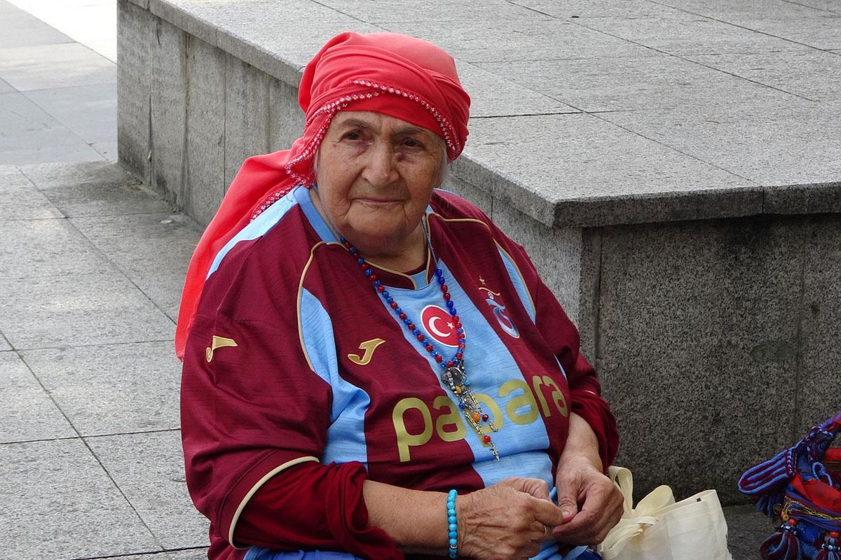 Trabzon'da 7'den 70'e herkes Salah'ı bekliyor