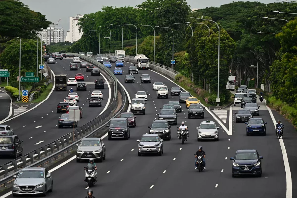 Singapur'da Trafik Yasaları Sertleşti