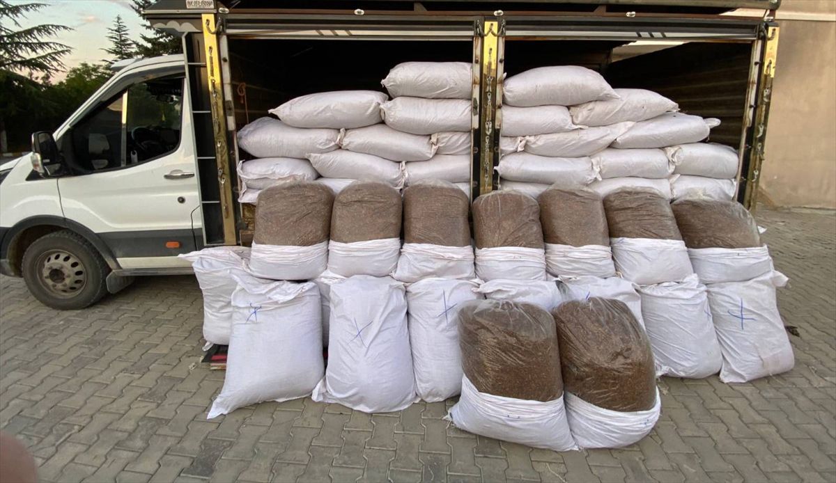 Yozgat'ta 1.2 Ton Kaçak Tütün Ele Geçirildi
