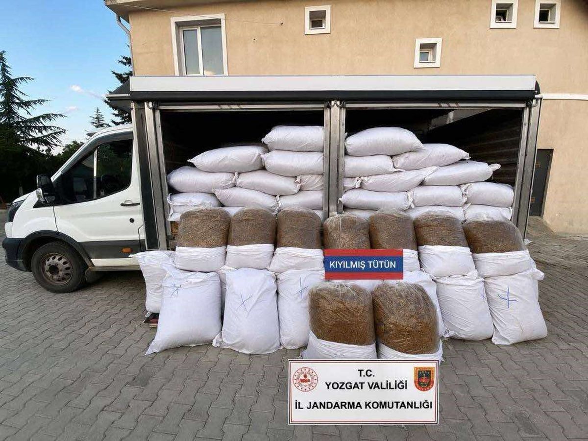Yozgat'ta Kaçak Tütün Operasyonu: 1 Ton 200 Kilogram Ele Geçirildi