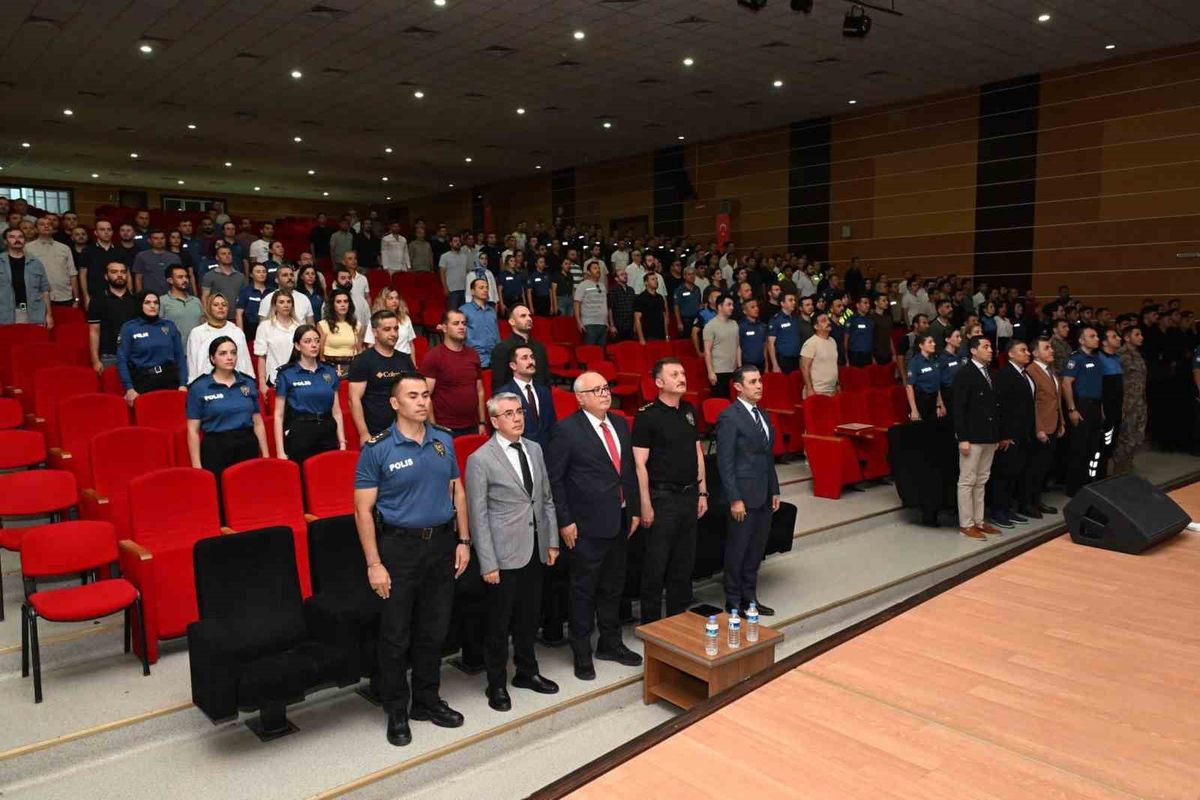 Erzincan'da 423 Emniyet Personeline Finansal Okuryazarlık Eğitimi