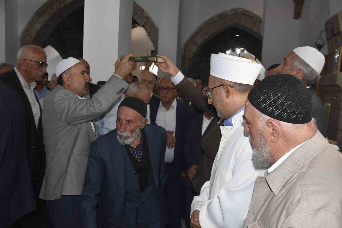 Bitlis'te iki aile arasındaki husumet barışla sona erdi