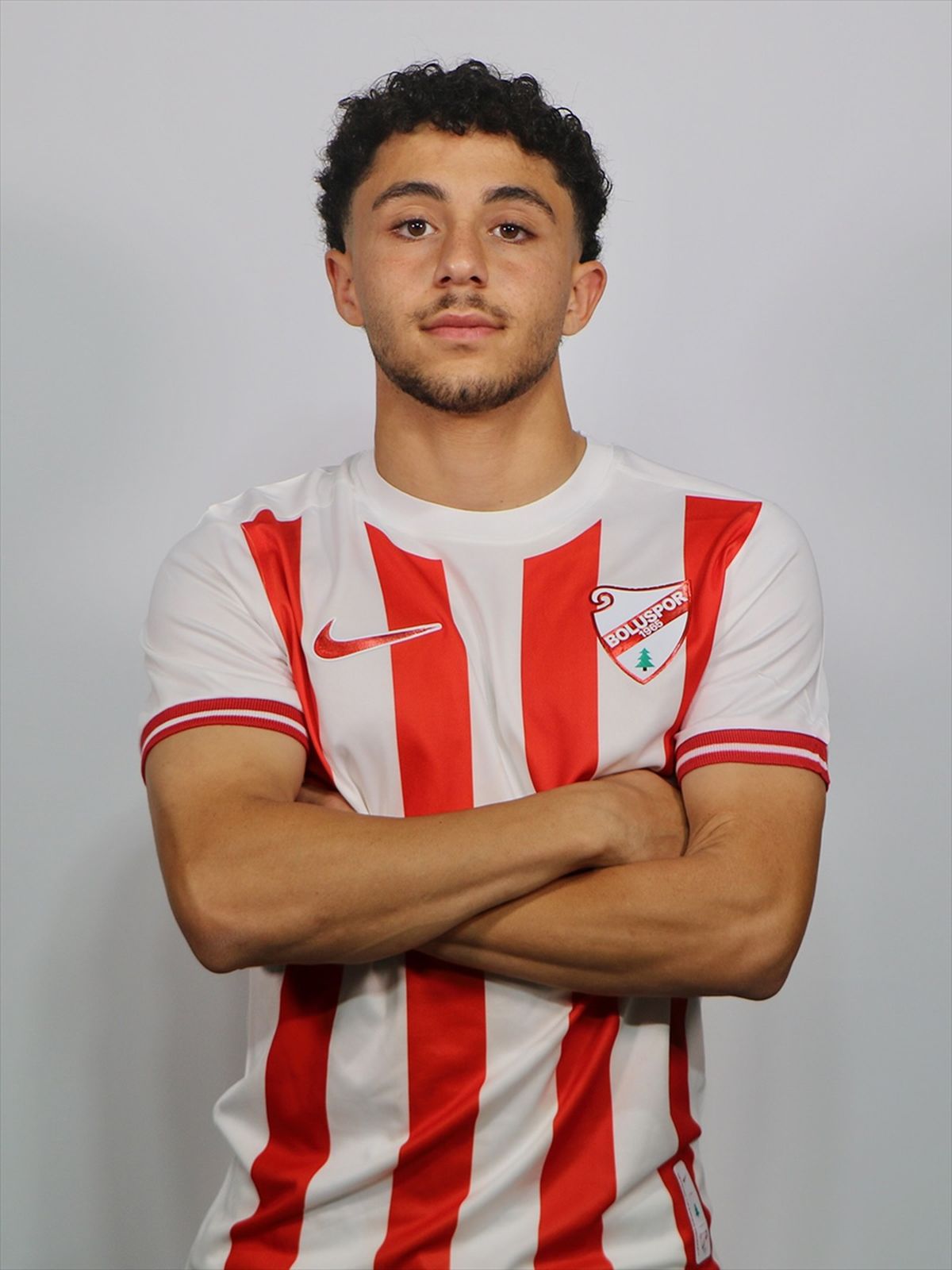 Boluspor'dan 3 transfer ve 2 genç profesyonel imza