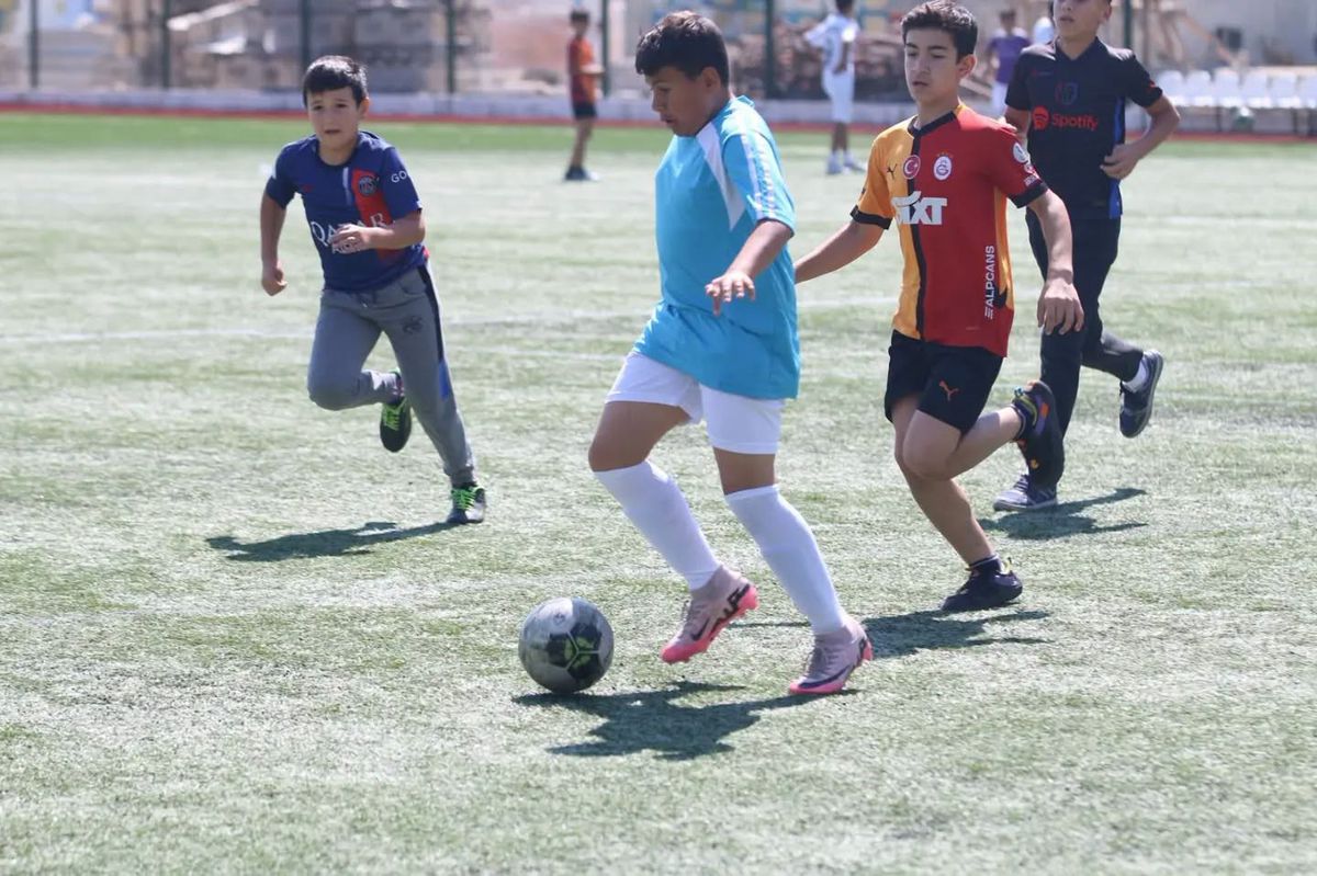 Sivas'ta Camiler Arası 5x5 Futbol Turnuvası Başladı