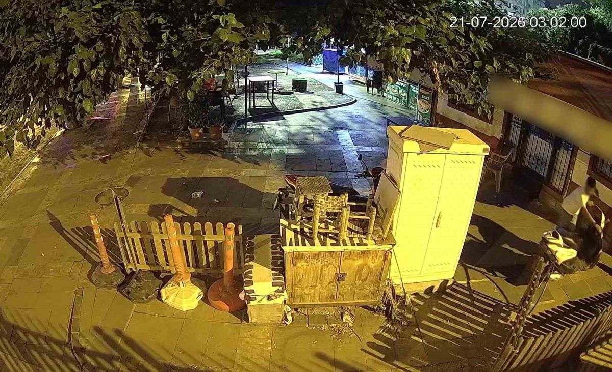 Adana'da Motosiklet Hırsızı Yakalandı