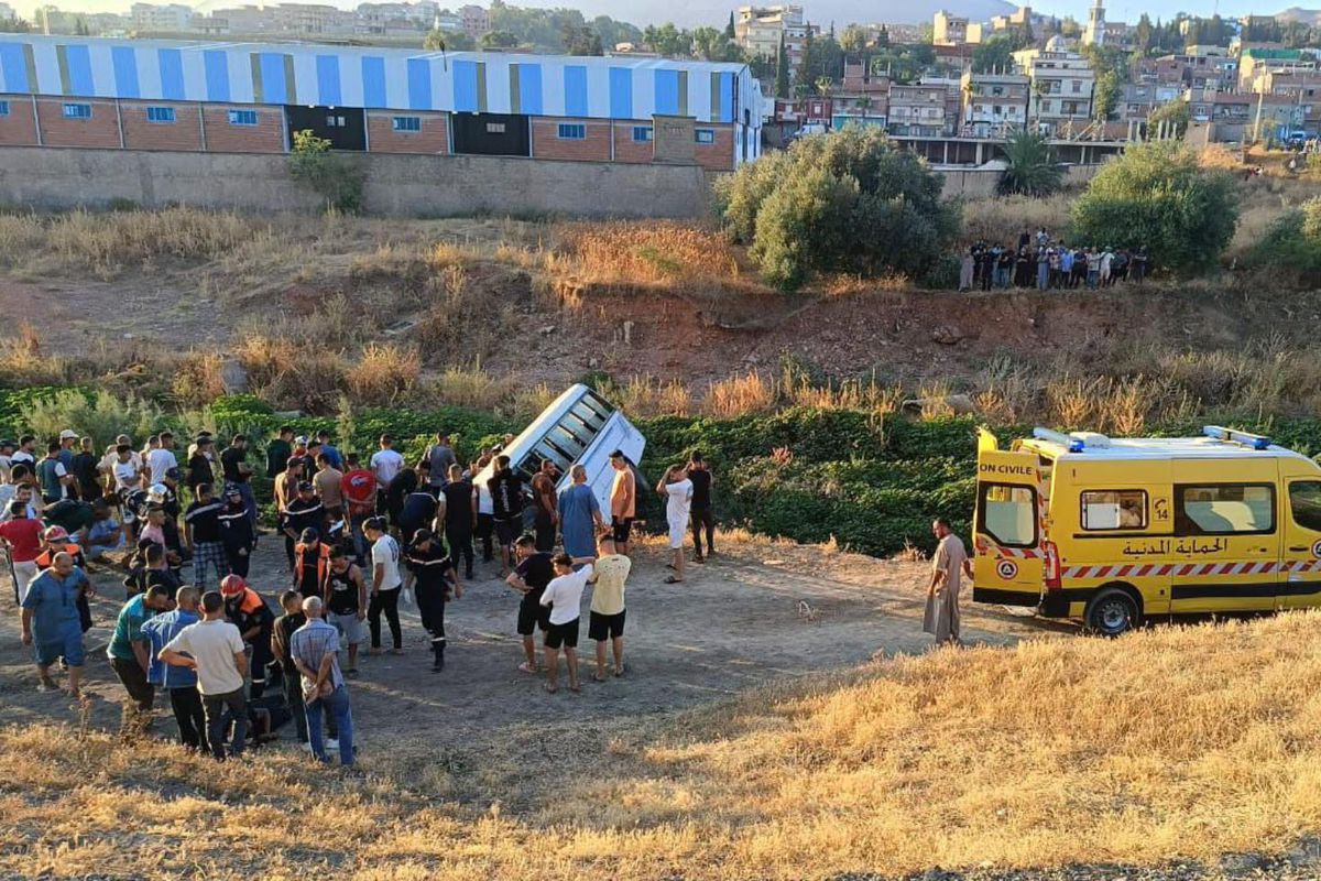 Cezayir’de katliam gibi kaza: 6 ölü, 22 yaralı