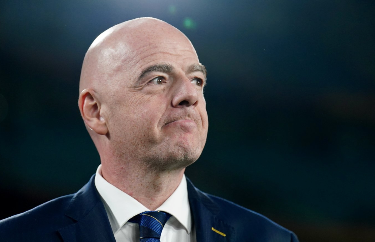 Infantino'dan özel yatırım planı için özür