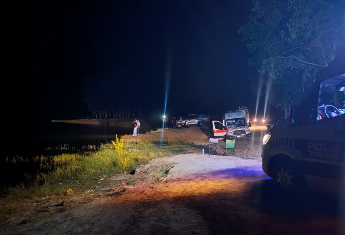 Tekirdağ'da Göle Giren Kişi Boğuldu