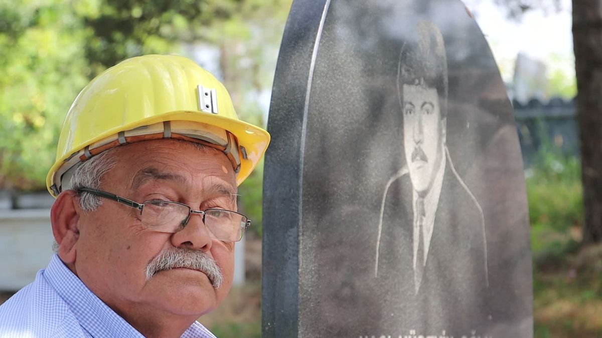 Şemsi Denizer kabri başında anıldı