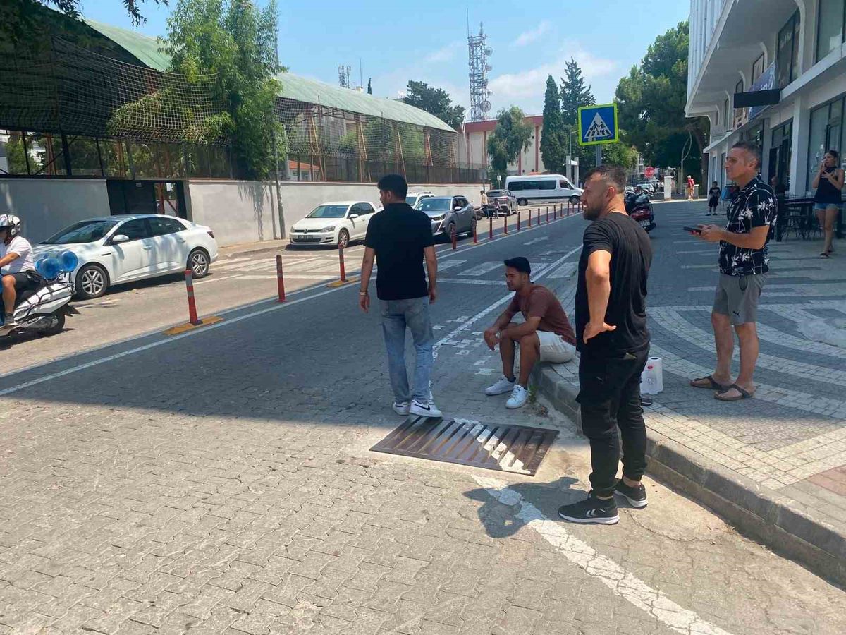 Manavgat'ta sınıf arkadaşları kazada karşı karşıya geldi