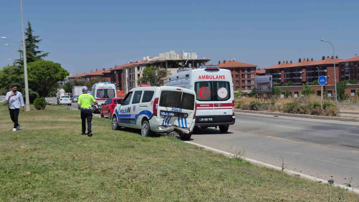 Eskişehir'de zincirleme kaza: 6 yaralı