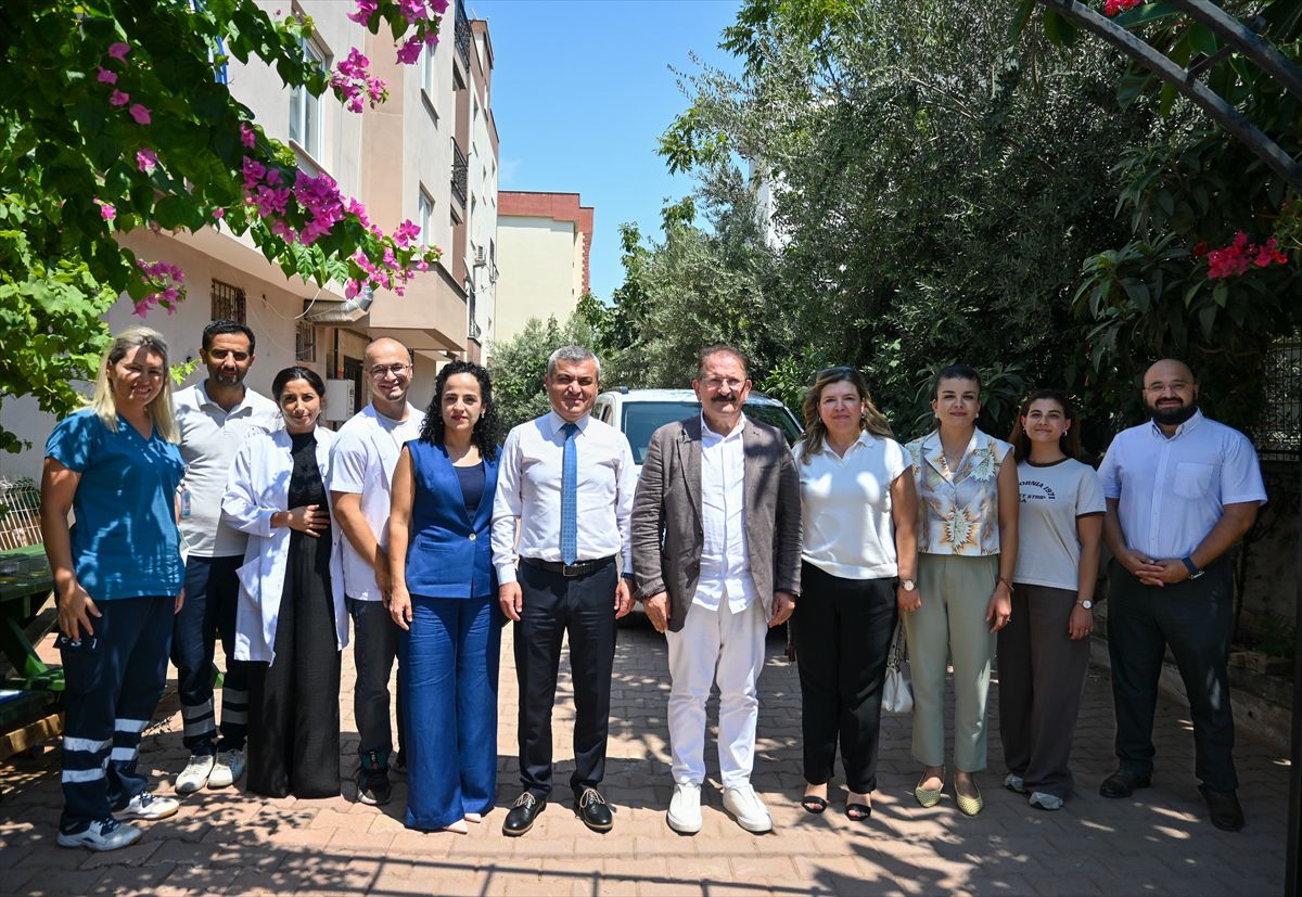 89 yaşındaki hastaya evde sağlık ziyareti