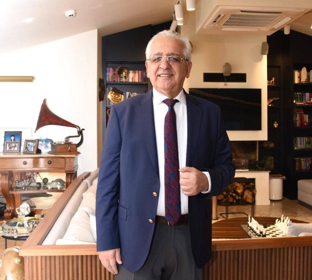 Kızıldeniz'de artan riskler deniz taşımacılığını Ümit Burnu'na yöneltti